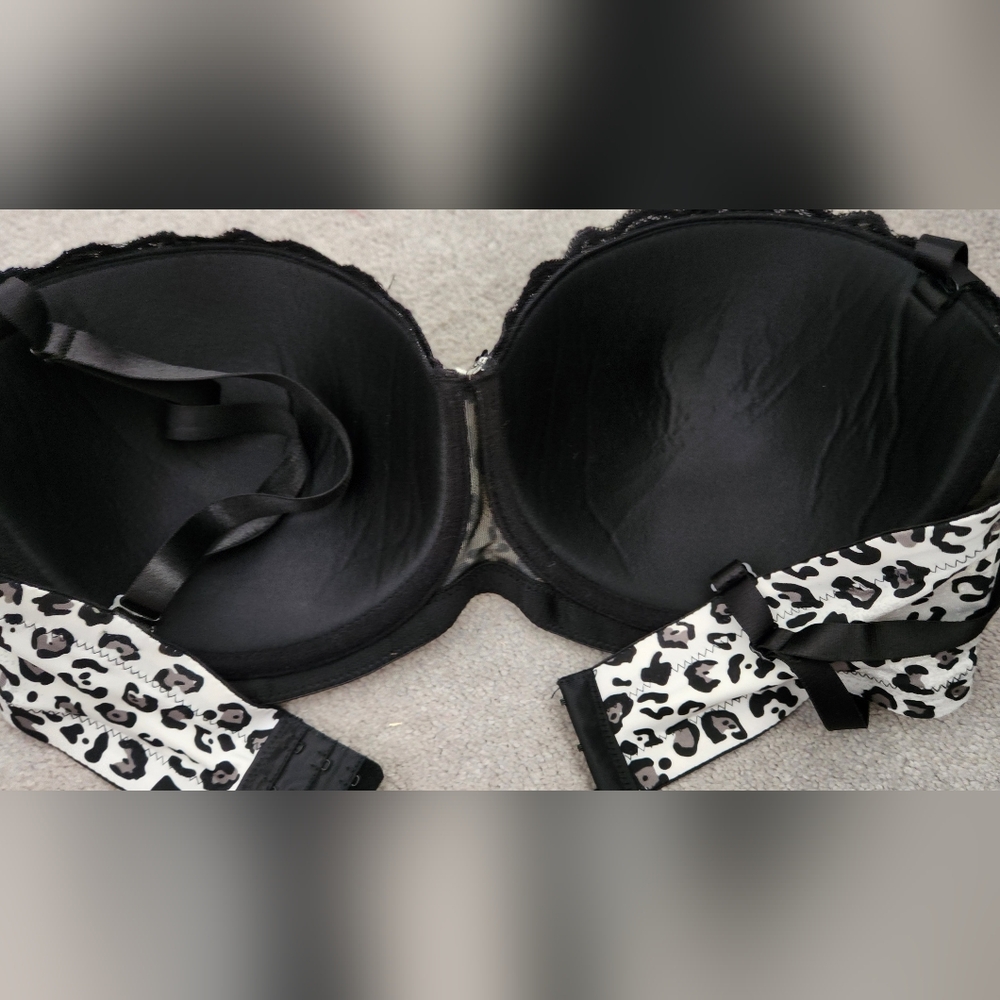 Delta Burke Leopard Print Bra with Black Lace - Picture 2 of 6